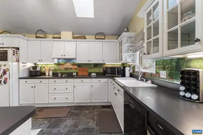 669 James River Rd, Scottsville, VA 24590 - Photo 18