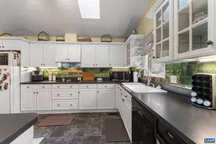 669 James River Rd, Scottsville, VA 24590 - Photo 18