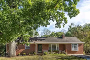 2302 Wakefield Rd, Charlottesville, VA 22901 - Photo 36