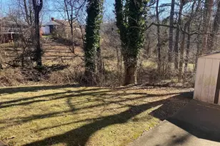 312 Azalea Dr, Charlottesville, VA 22902 - Photo 6