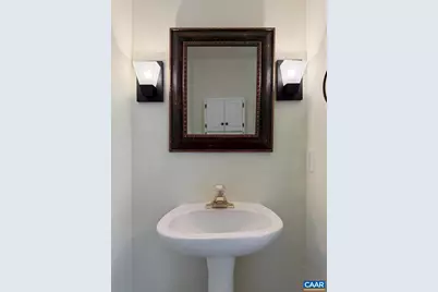 1411 Glenside Green, Charlottesville, VA 22901 - Photo 18