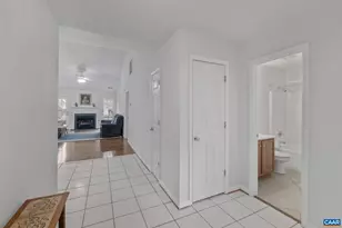 201 Buttercup Ln, Charlottesville, VA 22902 - Photo 6