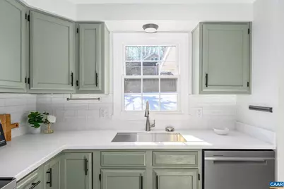 302 Palatine Ave, Charlottesville, VA 22902 - Photo 14