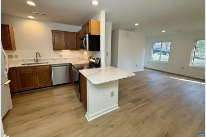 1026 Highlands Dr, Charlottesville, VA 22901 - Photo 6