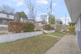 1214 Grove St, Charlottesville, VA 22903 - Photo 6