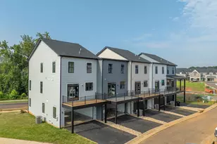 18 Larkin Ave, Crozet, VA 22932 - Photo 2