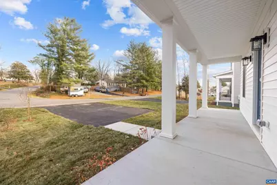 36B Bethune St, Scottsville, VA 24590 - Photo 6