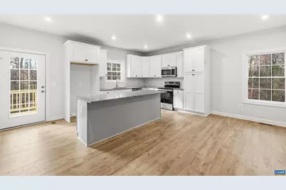 36B Bethune St, Scottsville, VA 24590 - Photo 16