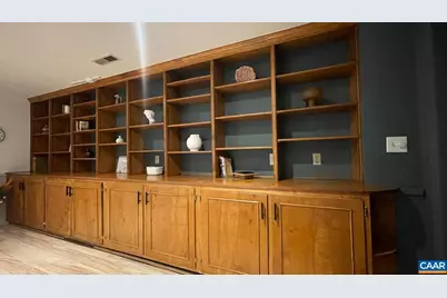 412 Eastbrook Dr, Charlottesville, VA 22911 - Photo 4