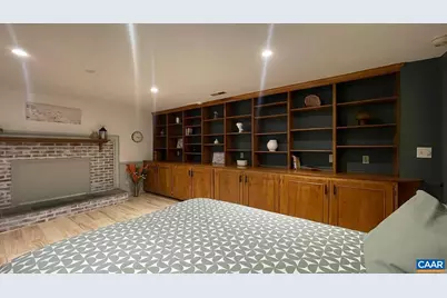 412 Eastbrook Dr, Charlottesville, VA 22911 - Photo 2