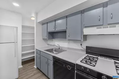 133 Hessian Hills Cir #1, Charlottesville, VA 22901 - Photo 4