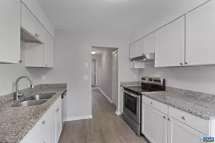 827 St Clair Ave, Charlottesville, VA 22902 - Photo 16