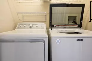 1041 Carrington Pl, Charlottesville, VA 22901 - Photo 12