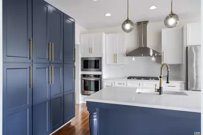 329 Carrsbrook Dr, Charlottesville, VA 22901 - Photo 6