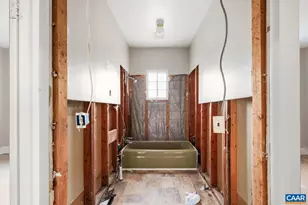 630 Maxfield Rd, Keswick, VA 22947 - Photo 16