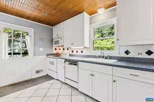 2402 Bennington Rd, Charlottesville, VA 22901 - Photo 30