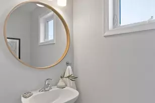 1004 Page St, Charlottesville, VA 22903 - Photo 16