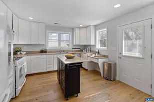 1004 Page St, Charlottesville, VA 22903 - Photo 22