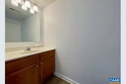 943 Rives St, Charlottesville, VA 22902 - Photo 6