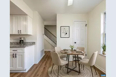 138 Scarborough Pl, Charlottesville, VA 22903 - Photo 6