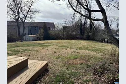 402 Harris Rd, Charlottesville, VA 22903 - Photo 4