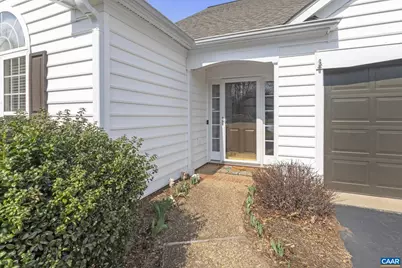 530 Pebble Hill Ct, Charlottesville, VA 22903 - Photo 2