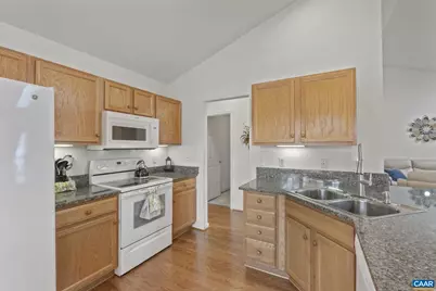 530 Pebble Hill Ct, Charlottesville, VA 22903 - Photo 14