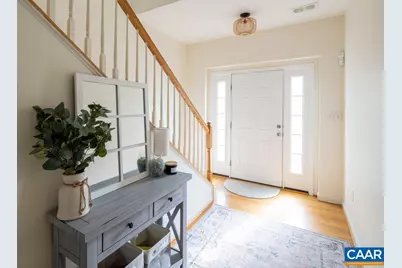 723 Rainier Rd, Charlottesville, VA 22903 - Photo 2