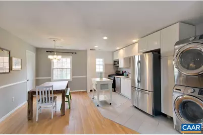 2420 Barracks Pl #4, Charlottesville, VA 22901 - Photo 2