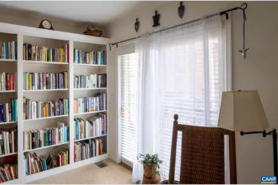 1325 Branchlands Dr #E, Charlottesville, VA 22901 - Photo 4