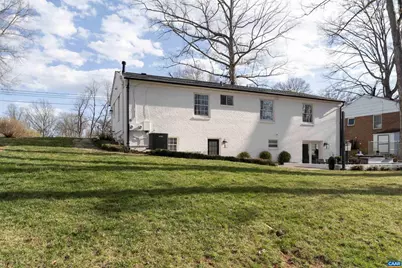 1617 Trailridge Rd, Charlottesville, VA 22903 - Photo 2