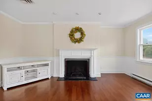 5694 Patrick Henry Hwy, Roseland, VA 22967 - Photo 8