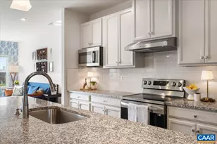 832 Swede St, Charlottesville, VA 22901 - Photo 8