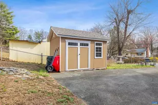 2417 Commonwealth Dr, Charlottesville, VA 22901 - Photo 36