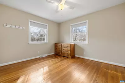 2417 Commonwealth Dr, Charlottesville, VA 22901 - Photo 20