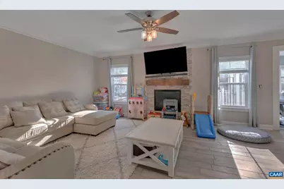 1416 Decatur Dr, Charlottesville, VA 22911 - Photo 10