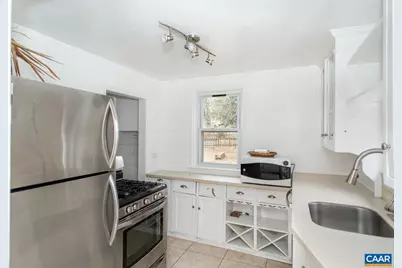 1421 Cherry Ave, Charlottesville, VA 22903 - Photo 6