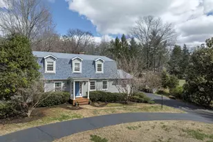 2750 Leeds Ln, Charlottesville, VA 22903 - Photo 2
