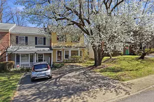 943 Huntwood Ln, Charlottesville, VA 22901 - Photo 1