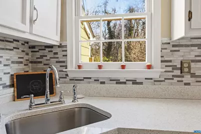 943 Huntwood Ln, Charlottesville, VA 22901 - Photo 8