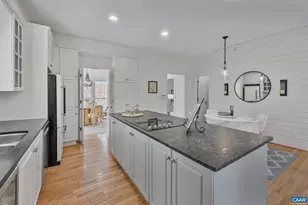 820 Fieldhaven Dr, Charlottesville, VA 22903 - Photo 8