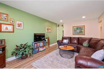 1908 Inglewood Dr #B, Charlottesville, VA 22901 - Photo 2