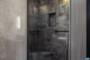 200 Garrett St, Charlottesville, VA 22902 - Photo 16