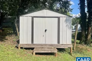 975 Rives St, Charlottesville, VA 22902 - Photo 10