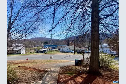 975 Rives St, Charlottesville, VA 22902 - Photo 12