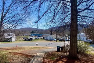 975 Rives St, Charlottesville, VA 22902 - Photo 12