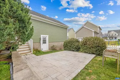 1838 Wickham Pl, Charlottesville, VA 22901 - Photo 6