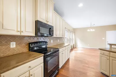 1838 Wickham Pl, Charlottesville, VA 22901 - Photo 28