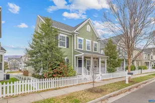 1838 Wickham Pl, Charlottesville, VA 22901 - Photo 2