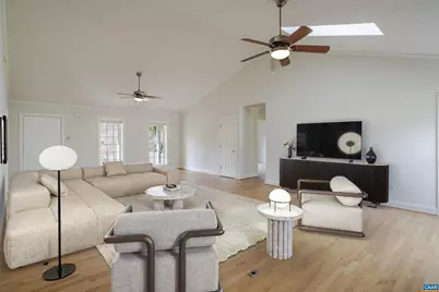 2508 Thomas Jefferson Pkwy, Charlottesville, VA 22902 - Photo 10